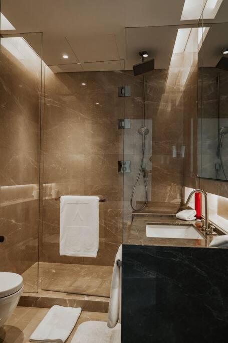 Serviced Luxurious 3+1 In Address Emaar Square Estambul Exterior foto