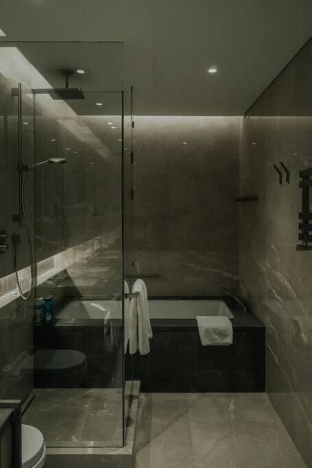 Serviced Luxurious 3+1 In Address Emaar Square Estambul Exterior foto