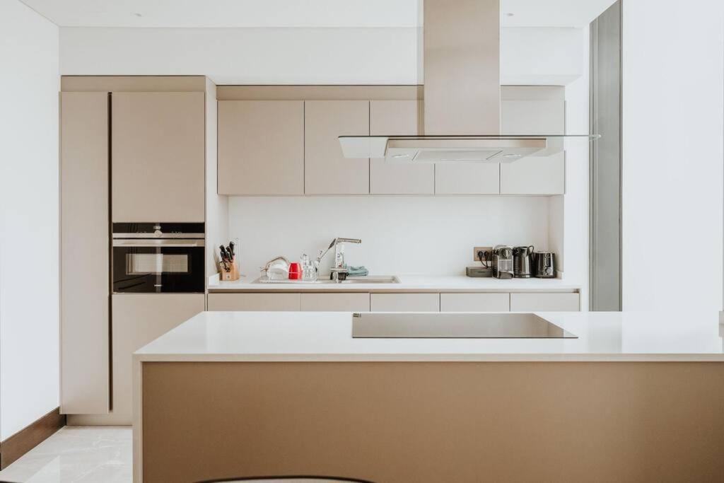 Serviced Luxurious 3+1 In Address Emaar Square Estambul Exterior foto
