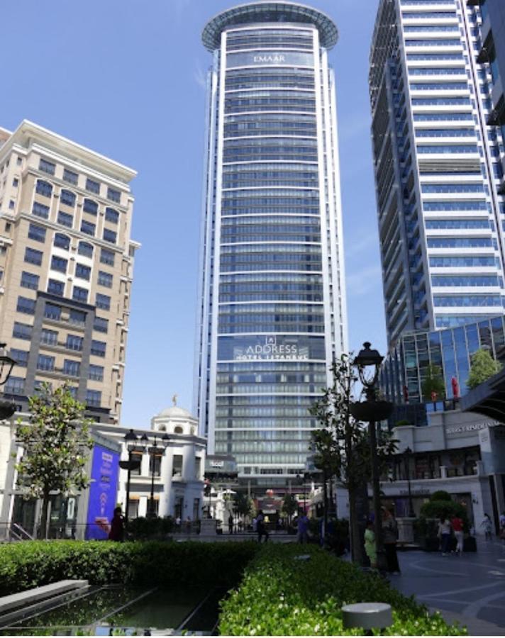 Serviced Luxurious 3+1 In Address Emaar Square Estambul Exterior foto