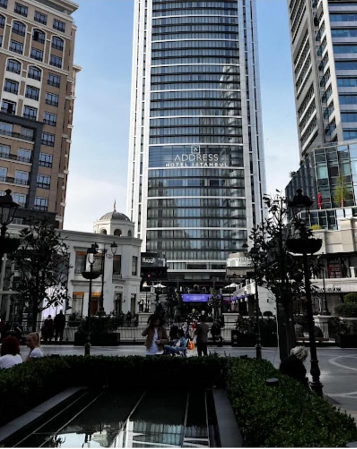 Serviced Luxurious 3+1 In Address Emaar Square Estambul Exterior foto